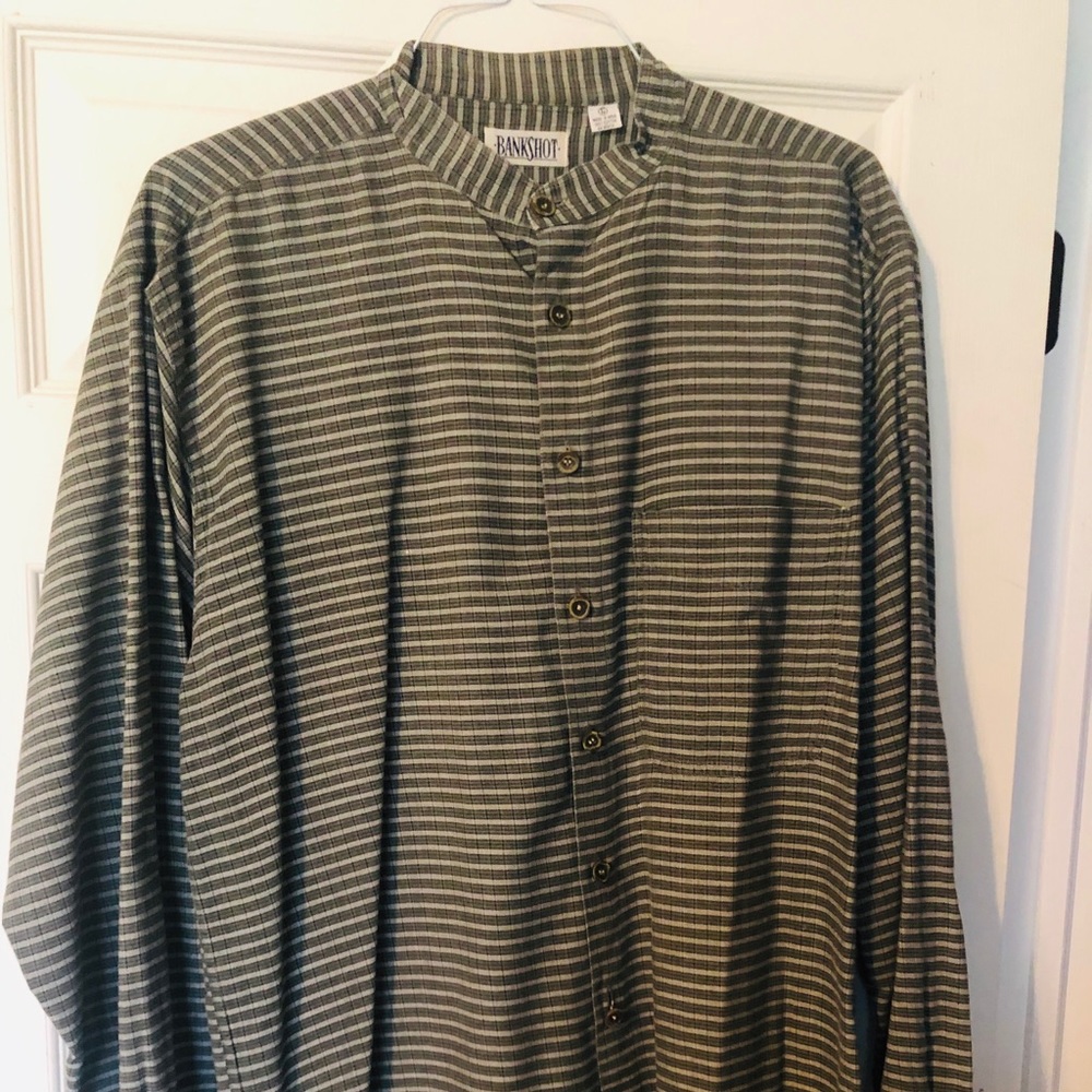 ❤️2 Items for $10! Men’s Bankshot Shirt Size Large